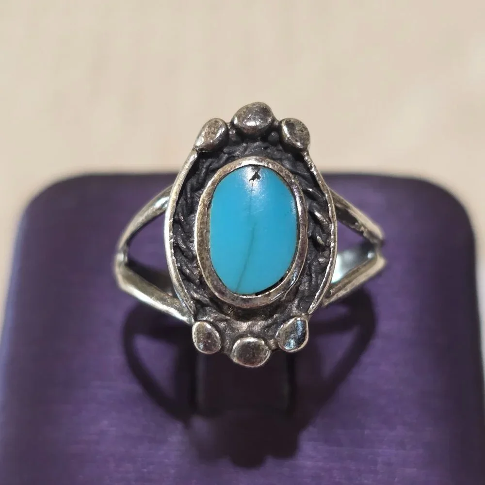 Old Handmade Southwest Native American Oval Turquoise Sterling Silver Ring 6.25